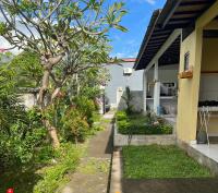 Dewenten Guest House - B&B Tulamben