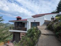 Firdaus at Theog - Luxurious Mountain View Villa, Cottage, and Studio - B&B Theog