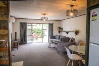 3 Bedroom Trail Base - Bed and Breakfast Alexandra
