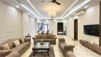 Stay Pall - The Urban Nest 3 BHK Apartment near Rajouri Garden Metro Station in Delhi - B&B New Delhi