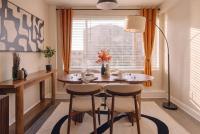 CASA Arlington Suite with In-Suite Massage Chair & Premium Amenities - B&B Arlington