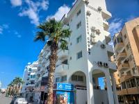 Niki's Coastal Escape - Bed and Breakfast Larnaca