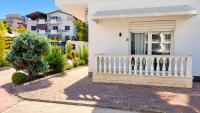 Guacka Apartment Near Beach - Chambres d'hôtes Golem