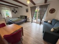 Happy Trails, Cosy One Room Garten Apartment - B&B Oberau