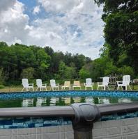 Wildwood Cabin Sports and Fun - B&B Logan