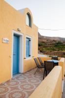 Villa Divina Private Traditional House - Bed and Breakfast Kamari