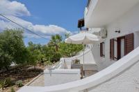 New Aurora Apts Studios - Bed and Breakfast Férma