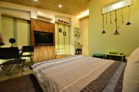 Deluxe Double Room with Shower
