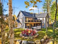 Spa & Pool table - Chalet D-tente - Bed and Breakfast Sainte-Côme