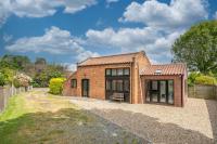 Trinity Barn, Dog-Friendly Barn Conversion near the Norfolk Broads - B&B Burgh Saint Margaret