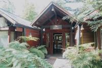Estero El Claro Hotel y Cabañas - Chambres d'hôtes Pucón