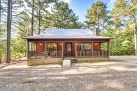 Broken Bow Escape w/ Hot Tub & Basketball Court! - B&B Broken Bow