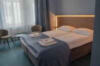Doppel-/Zweibettzimmer mit Dusche