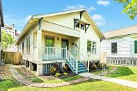Grand Galvez Getaway - Iconic View, Quick Walk to BEACH! - Chambres d'hôtes Galveston