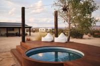 Moon Shadow Ranch Desert Medicine Retreat - B&B Twentynine Palms