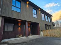 Cozy vibe apartment Tromsø - Free Parking - Bed and Breakfast Tromsø