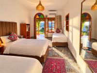 Darna 4 - Bed and Breakfast Demina