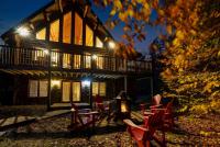 Log Cabin Hot tub near Tremblant - B&B Labelle