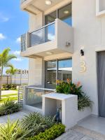 Praseo Serena del Mar - Balcón y piscina - B&B Cartagena de Indias