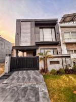 DHA Phase 6 Lahore - Budget Rooms - Near Raya and Dolmen Mall - Chambres d'hôtes Lahore