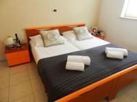 One-Bedroom Apartment with Balcony (4 Adults)