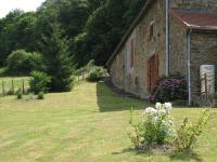 Le Peyroux - Bed and Breakfast