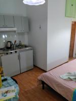 Studio (2 Adults)