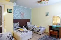 Doppel-/Zweibettzimmer mit eigener Terrasse