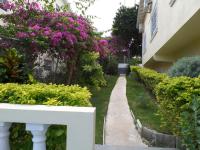 The Royal Kensington Villa 4 - Ferienwohnung Montego Bay