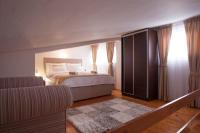 Appartamento su 2 Livelli con 1 Camera da Letto, Terrazza e Vista Mare