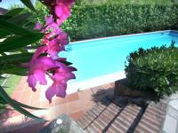 B&B Desenzano del Garda - Belvilla by OYO Villa Melina - Bed and Breakfast Desenzano del Garda