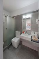 Economy Twin Room with Shared Terrace