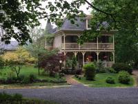 Fallen Tree Farm Bed and Breakfast - B&B