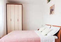 Apartment mit Balkon