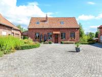 B&B Le Bizet - Cozy Holiday Home in Ploegsteert with a Garden - Bed and Breakfast Le Bizet