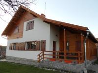 Eszter Guesthouse - B&B