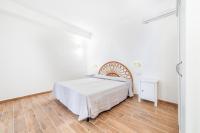 Apartment mit Balkon