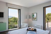 Chambre Lit King-Size avec Balcon
