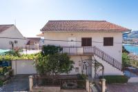 Apartment Tina - B&B Traù