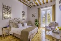 B&B Madrid - Oriente Palace Apartments - Bed and Breakfast Madrid