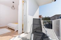 Apartment Mika1 - Bed and Breakfast Trogir