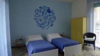 Basic Triple Room with Shared Bathroom