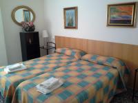 Twin Room with Shared Bathroom