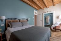Double Room with Private External Bathroom