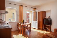 Apartment mit Balkon