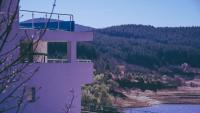 Lakeview-Estate ApartHotel - Bed and Breakfast