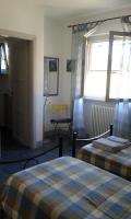 Zweibettzimmer mit eigenem Bad