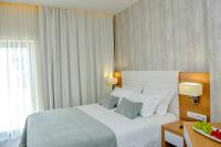 Doppel-/Zweibettzimmer mit Balkon