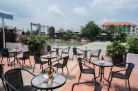 Ayothaya Riverside Hotel