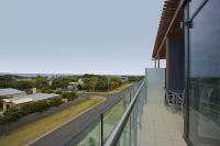 Deluxe Two-Bedroom Apartment 202